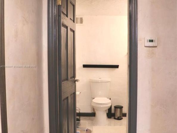 Undisclosed Address #A11909881, Hallandale Beach FL 33009