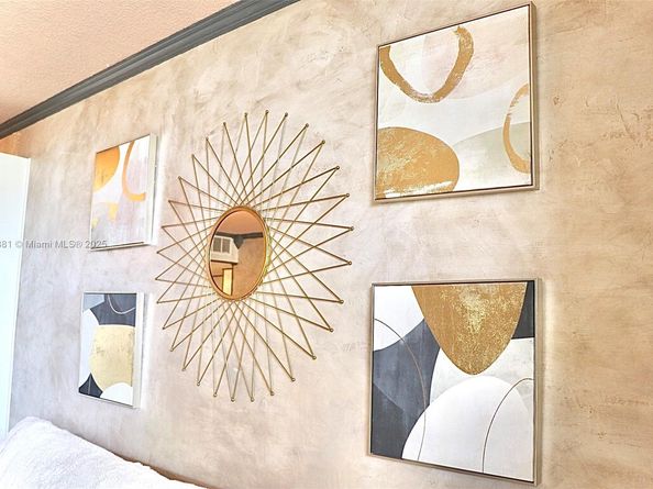 Undisclosed Address #A11909881, Hallandale Beach FL 33009