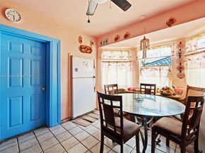 2516 Wiley Ct, Hollywood FL 33020