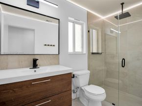 1611 Palermo Dr, Weston FL 33327