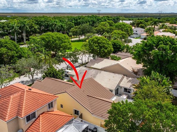 1611 Palermo Dr, Weston FL 33327