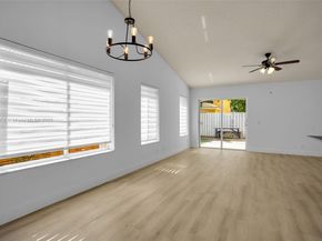 1611 Palermo Dr, Weston FL 33327