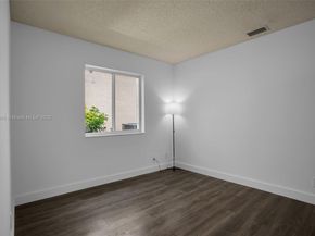 1611 Palermo Dr, Weston FL 33327