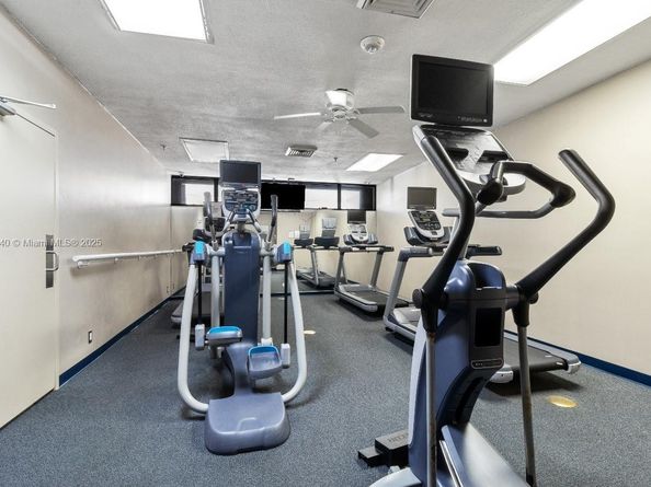 520 Brickell Key Dr A1616, Miami FL 33131