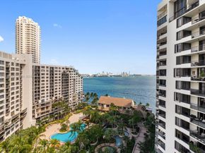 520 Brickell Key Dr A1616, Miami FL 33131