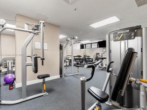 520 Brickell Key Dr A1616, Miami FL 33131