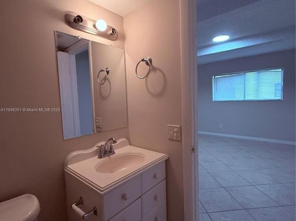 1205 S Flagler Ave 405, Pompano Beach FL 33060