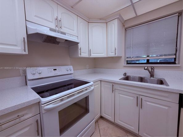 1205 S Flagler Ave 405, Pompano Beach FL 33060