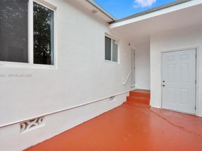 511 NE 131st St, North Miami FL 33161