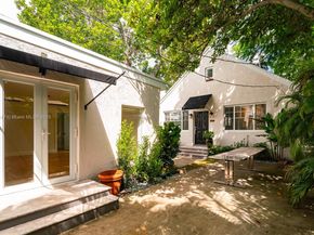 1515 SW 10th St, Miami FL 33135