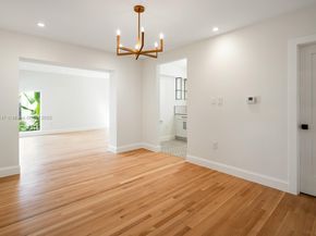 1515 SW 10th St, Miami FL 33135