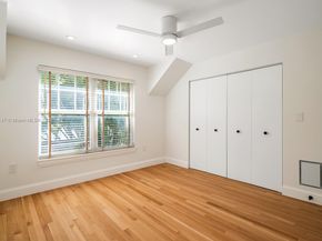 1515 SW 10th St, Miami FL 33135