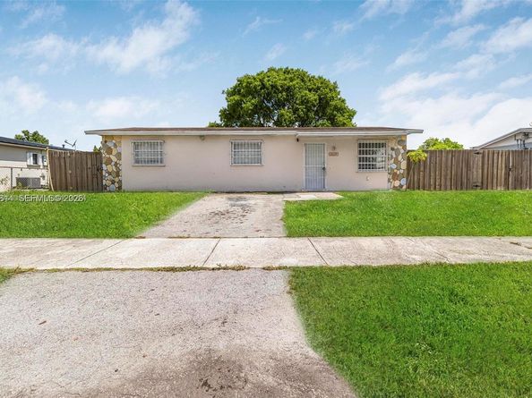 15115 SW 304th Ter, Homestead FL 33033