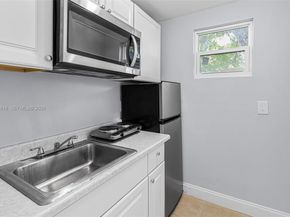 15115 SW 304th Ter, Homestead FL 33033