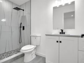 439 SW 17th Ter, Homestead FL 33030
