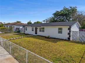 439 SW 17th Ter, Homestead FL 33030
