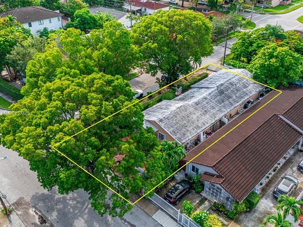 2500 SW 11th St, Miami FL 33135