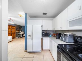 2500 SW 11th St, Miami FL 33135