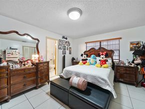 2500 SW 11th St, Miami FL 33135
