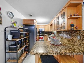2500 SW 11th St, Miami FL 33135