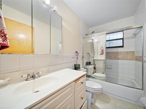 2500 SW 11th St, Miami FL 33135