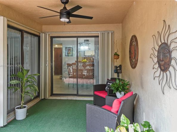 9285 SW 125th Ave 103, Miami FL 33186