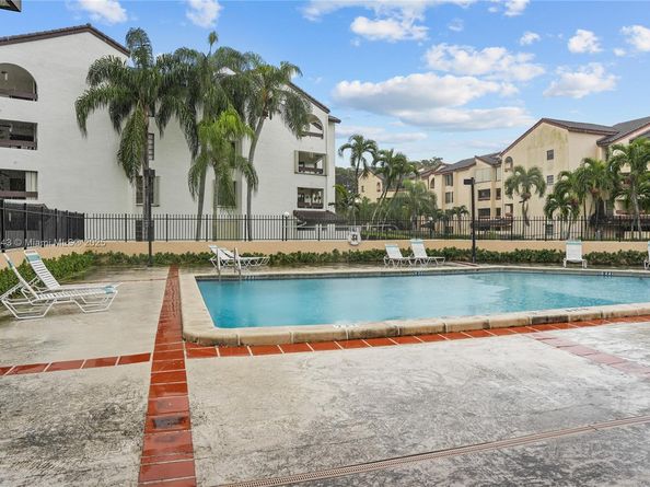 9285 SW 125th Ave 103, Miami FL 33186