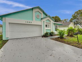 1365 W Glen Oak Rd, North Lauderdale FL 33068