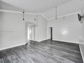 1365 W Glen Oak Rd, North Lauderdale FL 33068