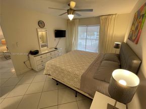 201 178th Dr 313, Sunny Isles Beach FL 33160