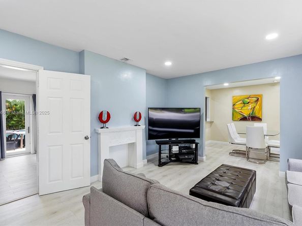 11028 NW 2nd Ave, Miami Shores FL 33168