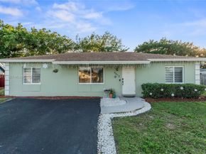 9612 Wyoming Ct, Boca Raton FL 33434