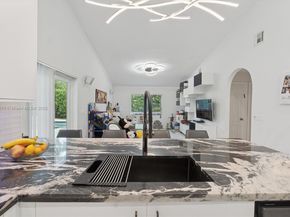 1510 SW 96th Ter, Davie FL 33324