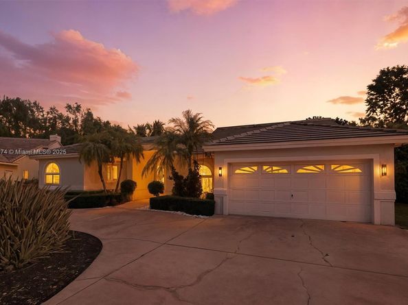 1510 SW 96th Ter, Davie FL 33324