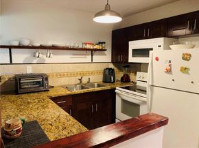 5855 Washington St 90, Hollywood FL 33023