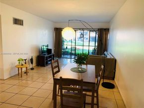 5855 Washington St 90, Hollywood FL 33023