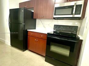 3947 NW 207th St Rd, Miami Gardens FL 33055