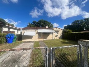 5611 SW 6th St, Miami FL 33134