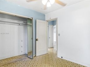 5611 SW 6th St, Miami FL 33134