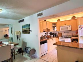 20025 NE 3rd Ct 1, Miami FL 33179