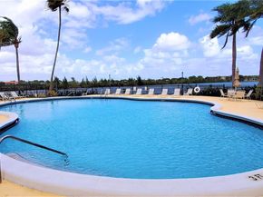 20025 NE 3rd Ct 1, Miami FL 33179