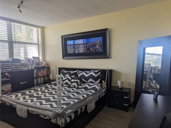 20 Island Ave 101, Miami Beach FL 33139
