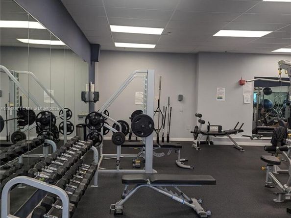 20 Island Ave 101, Miami Beach FL 33139
