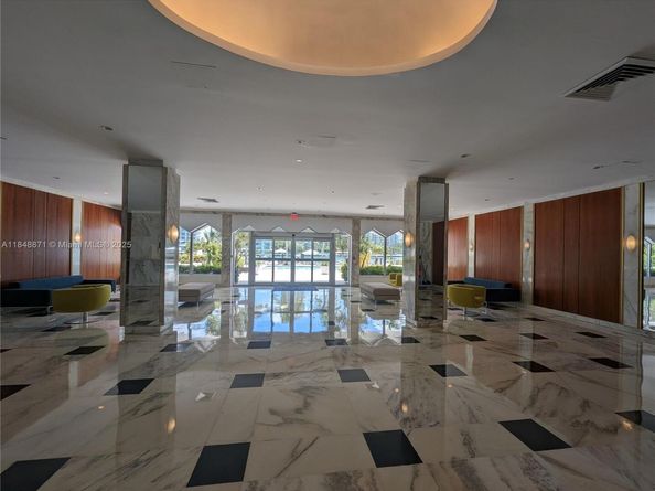 20 Island Ave 101, Miami Beach FL 33139