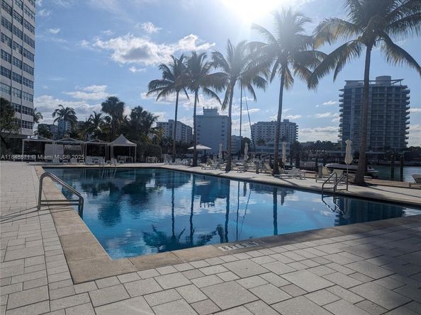 20 Island Ave 101, Miami Beach FL 33139