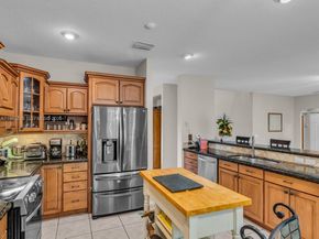 4209 Pinewood Ln, Weston FL 33331