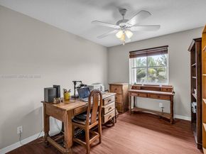 4209 Pinewood Ln, Weston FL 33331