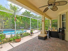 4209 Pinewood Ln, Weston FL 33331
