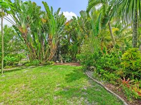 4209 Pinewood Ln, Weston FL 33331