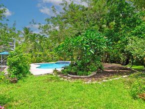 4209 Pinewood Ln, Weston FL 33331